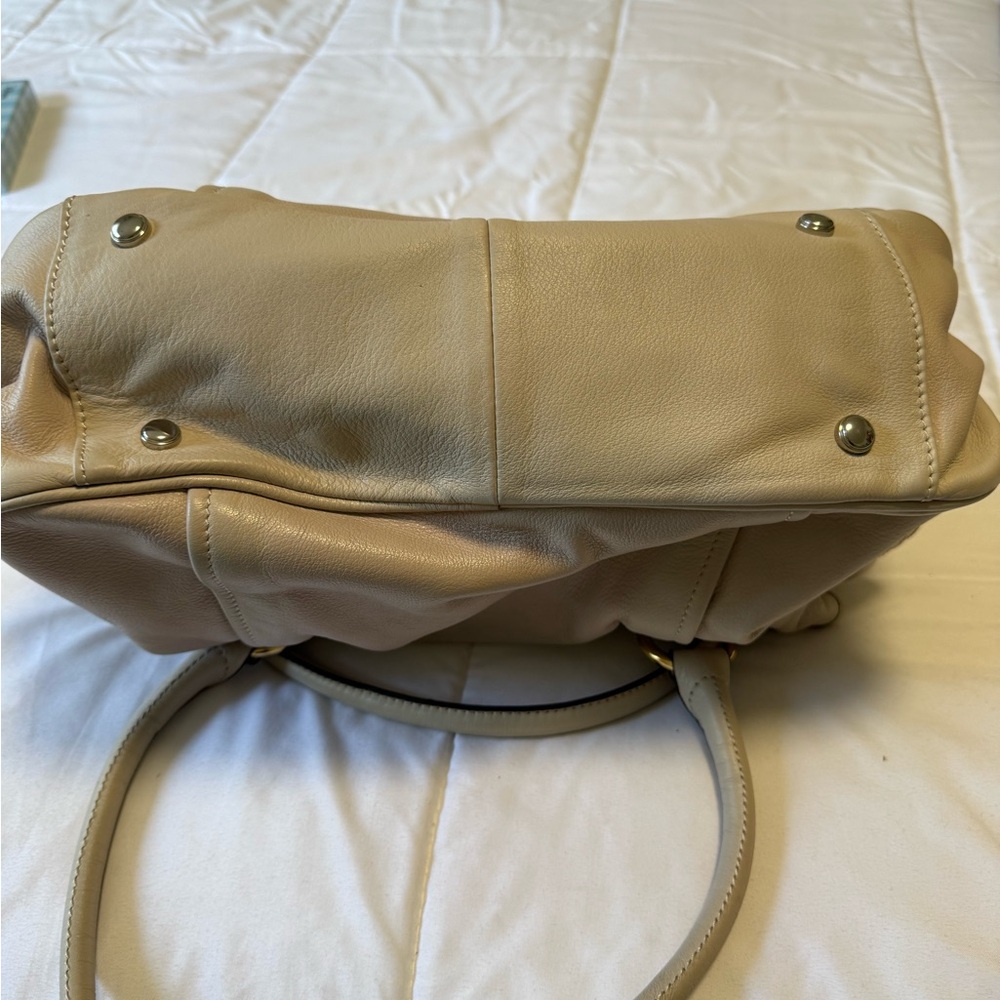 B. Makowski cream, genuine leather satchel. - Picture 10 of 11